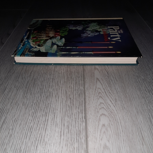 Vintage Southern Living Party Cookbook - Picture 3 of 8